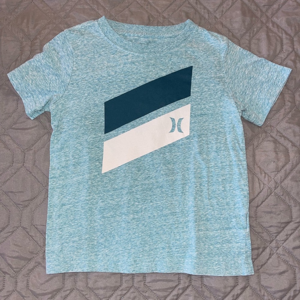 ***Super Cute*** NWOT blue t-shirt by Hurley Youth size 7